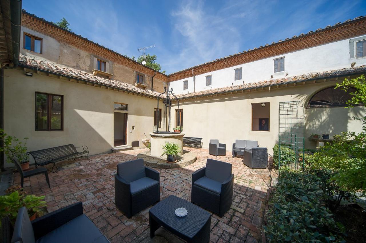 Chiostro Delle Monache Volterra