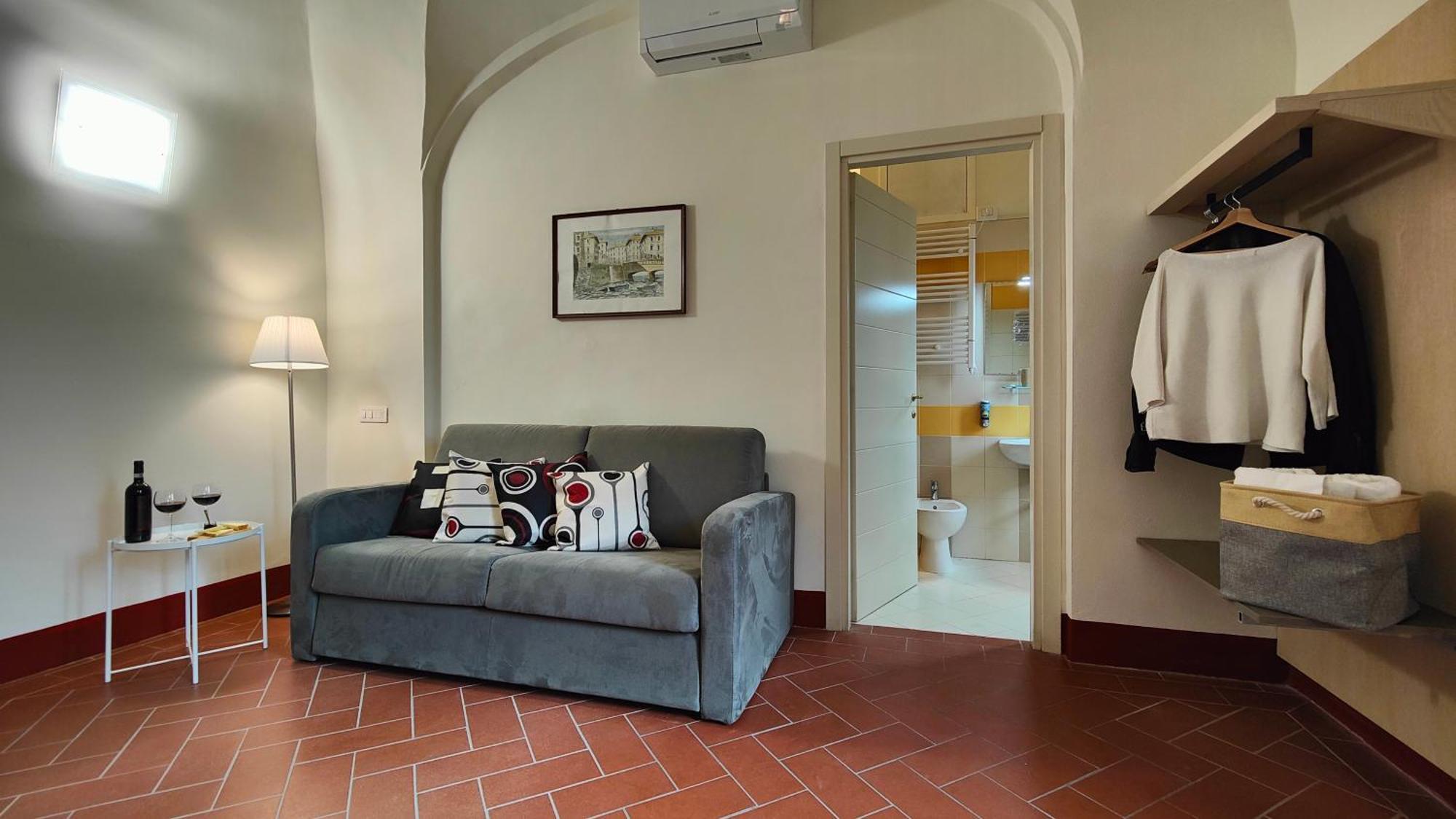 Chiostro Delle Monache *