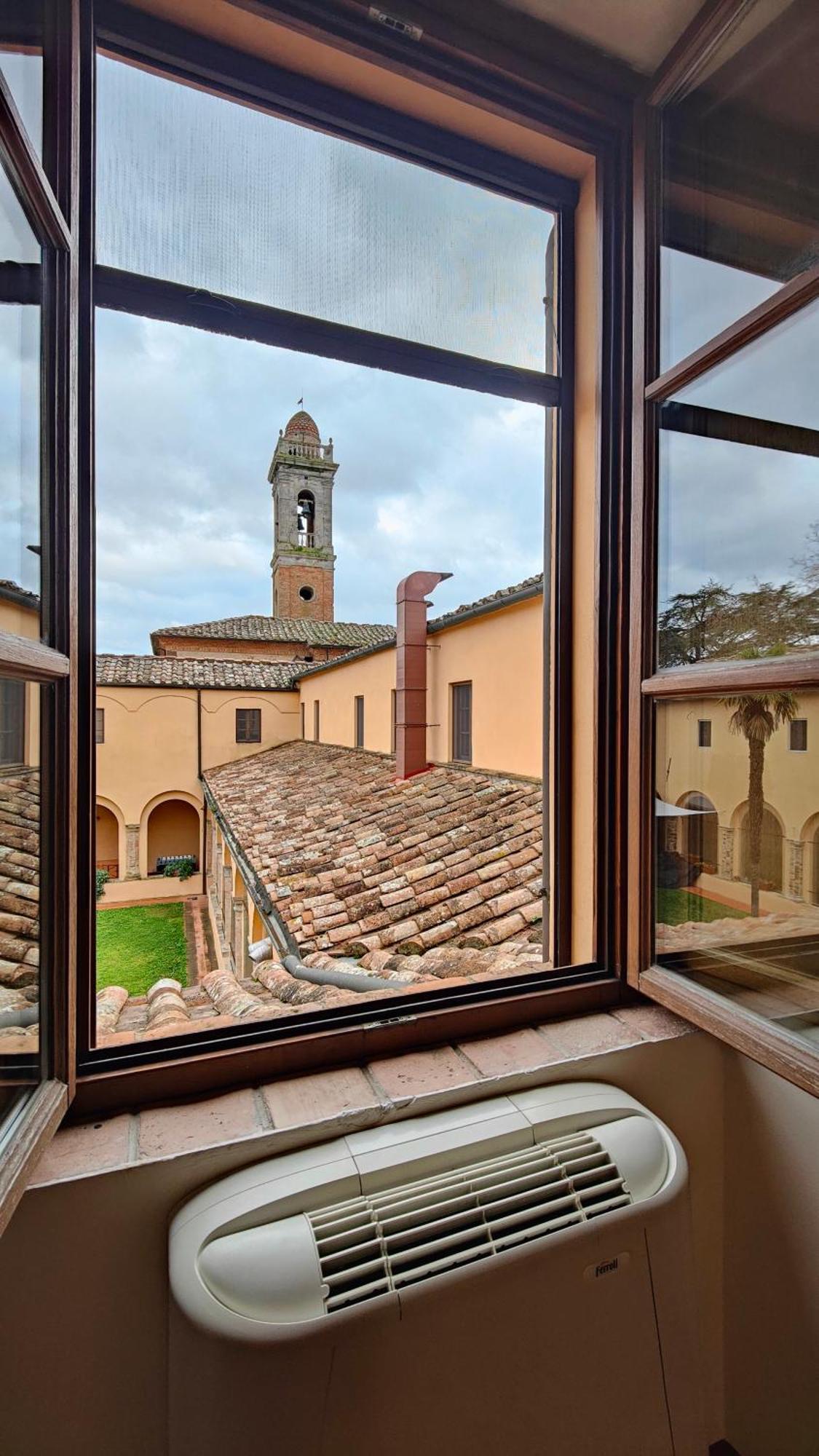 Chiostro Delle Monache