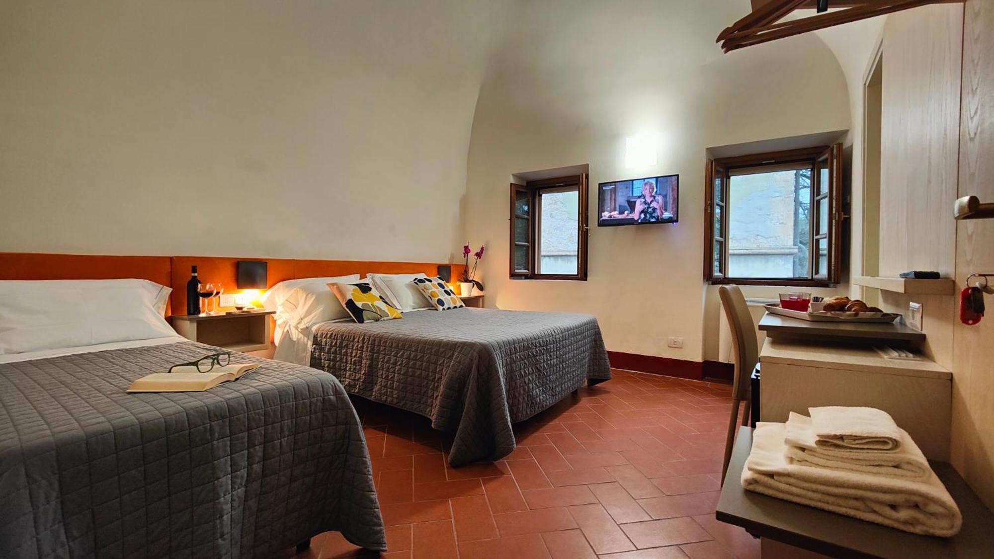 Chiostro Delle Monache Volterra