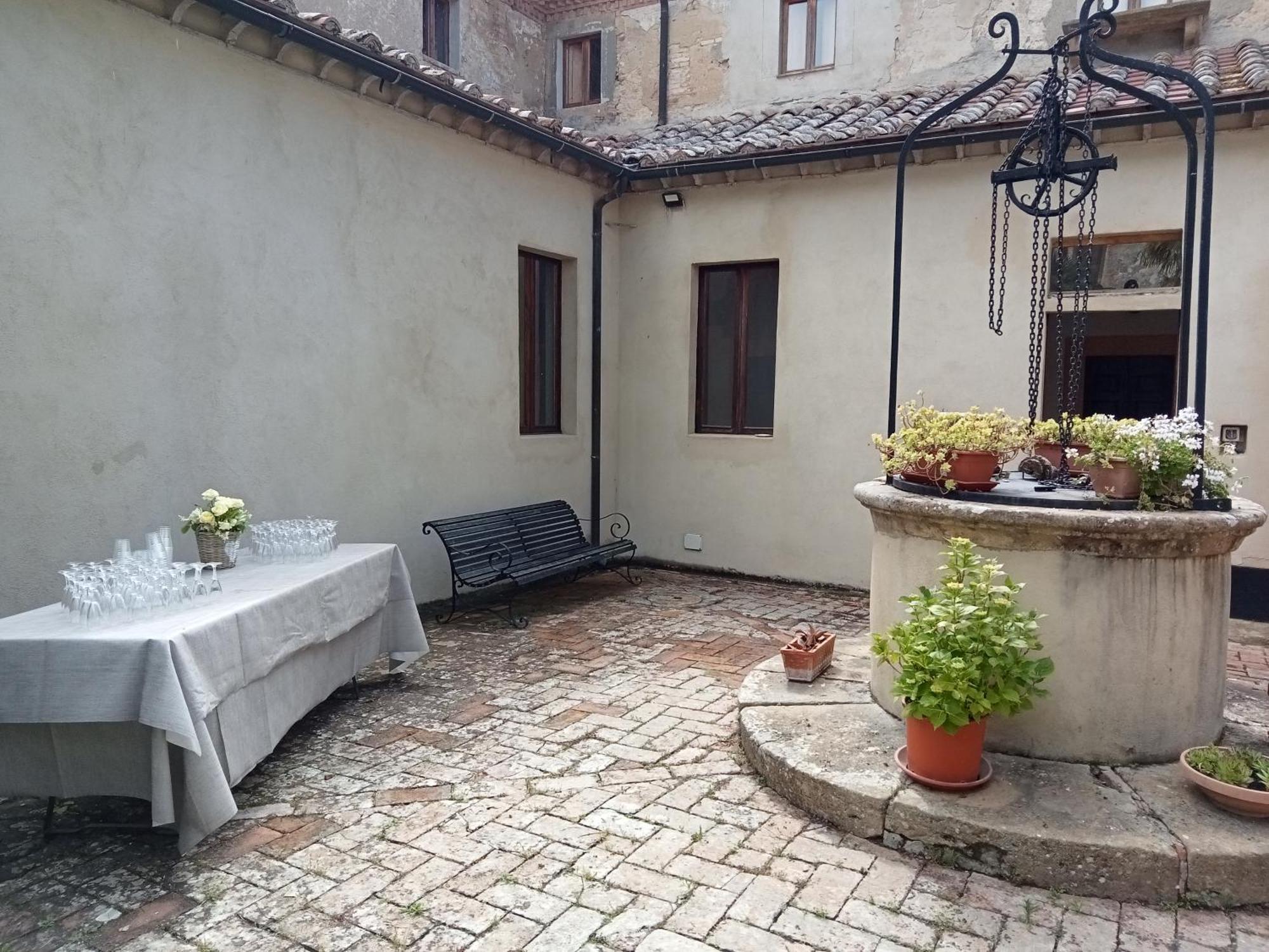 Chiostro Delle Monache Albergue *